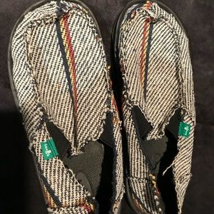Men’s Sanuk Size 8 NEW
